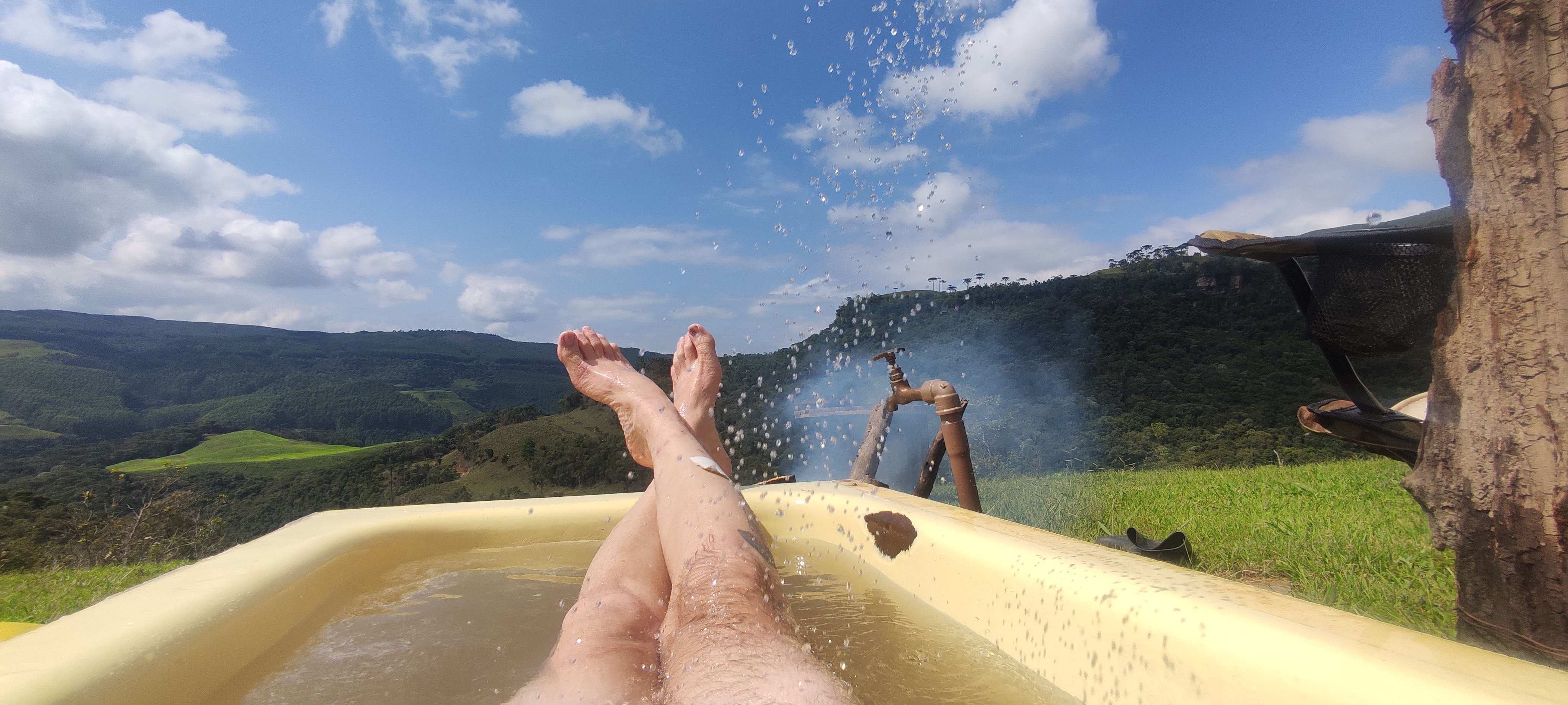 Tomando um banho relaxante
